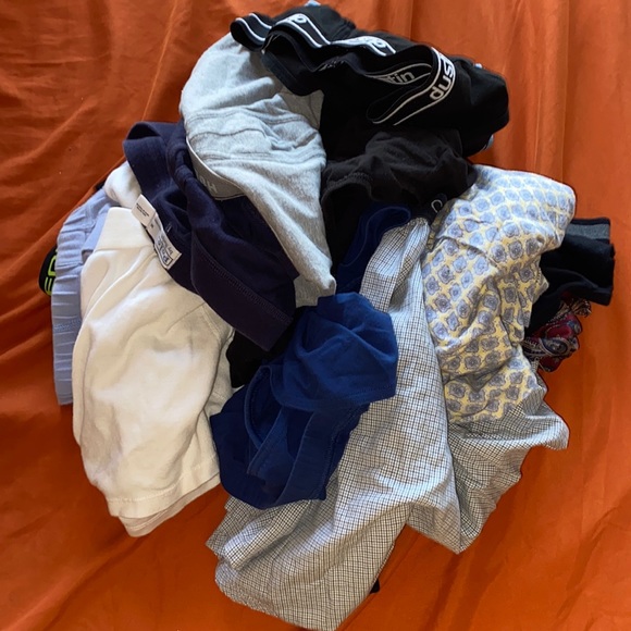 Random Single Pair - Picture 1 of 1